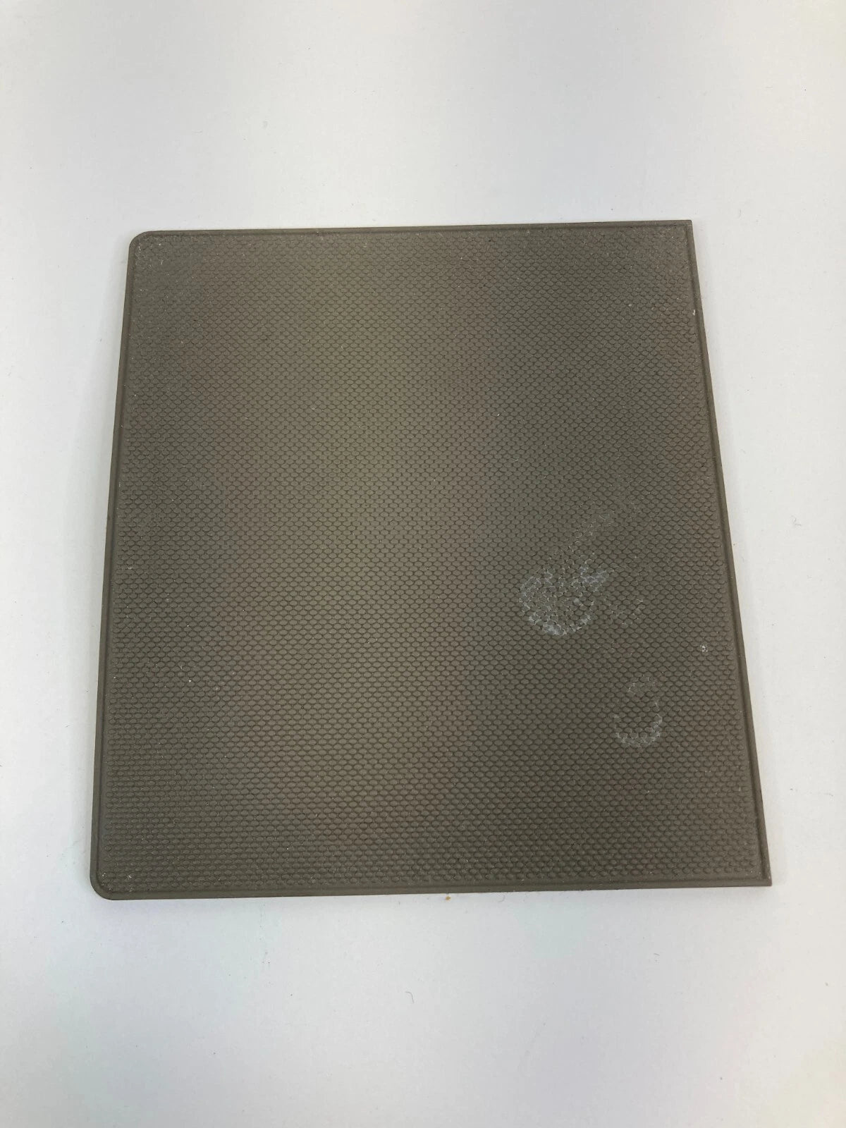 2006-2010 AUDI A6 REAR CENTER CONSOLE RUBBER MAT INSERT 4F0-863-301-D OEM