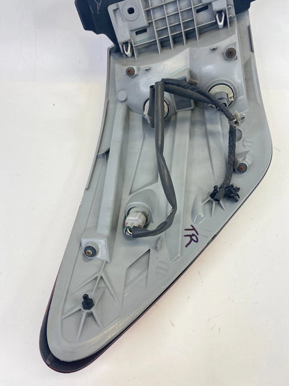 2013-2016 NISSAN PATHFINDER RIGHT PASSENGER OUTER QUARTER TAIL LIGHT LAMP OEM