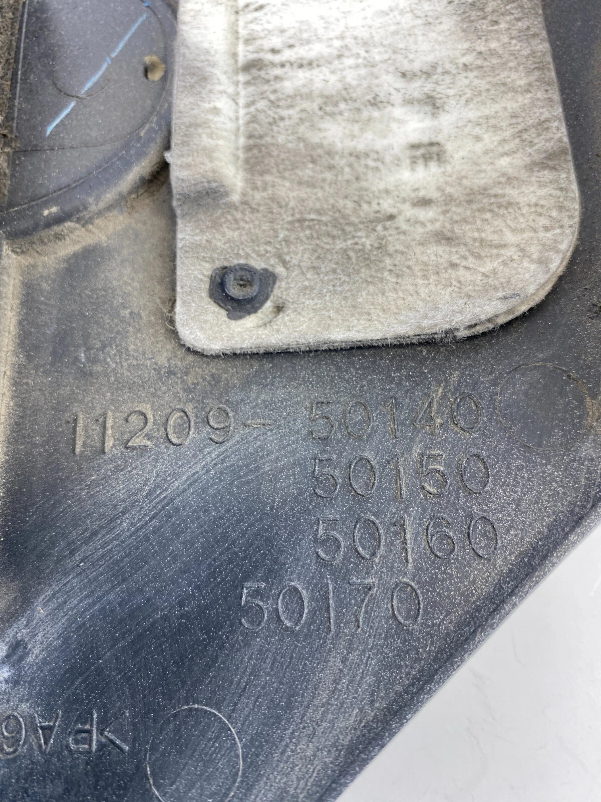 2001-2006 LEXUS LS430 01-07 GS430 02-10 SC430 4.3L ENGINE COVER TOP 11209-50140