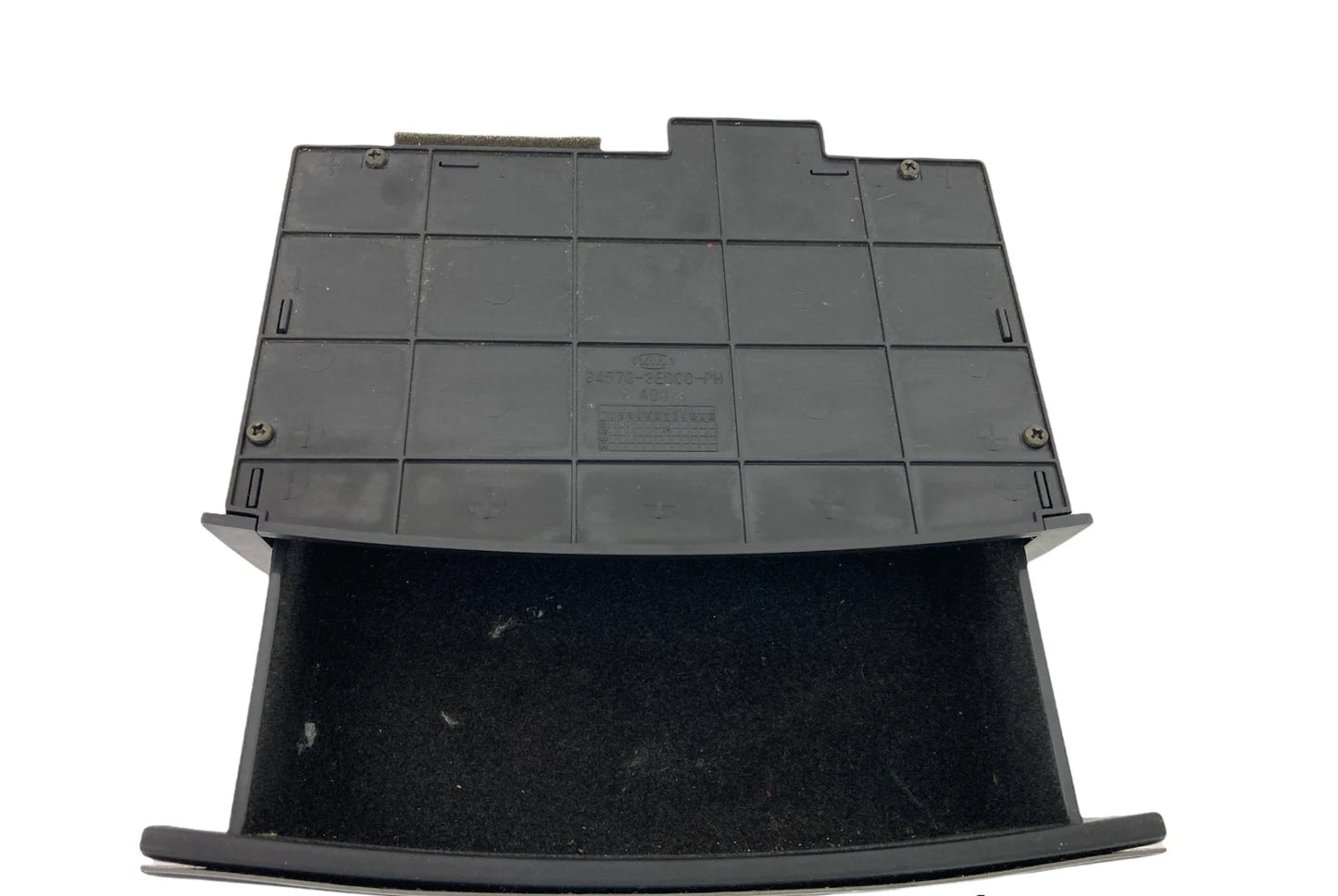 03-06 KIA SORENTO CENTER DASH STORAGE TRAY CUBBY COMPARTMENT TRIM 84570-3E000