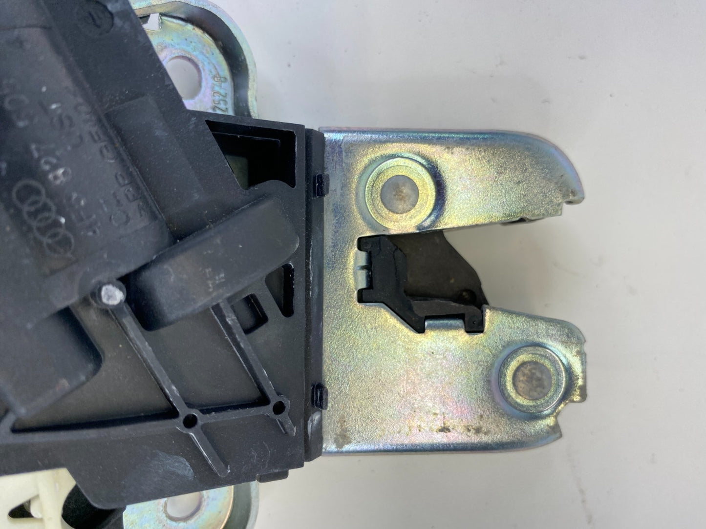 2009-2017 VW Volkswagen CC Sedan Rear Trunk Lid Actuator Lock Latch OEM