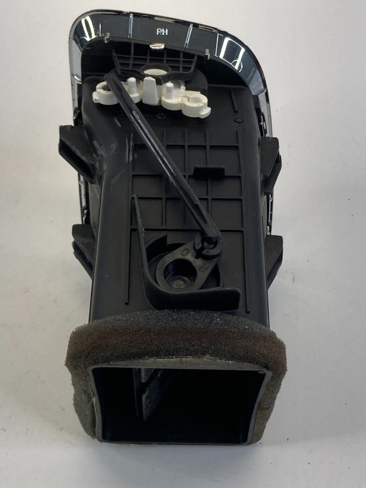 11-13 Dodge Durango Dash Right Side Heater Air Vent Outlet Grille 00006044-01