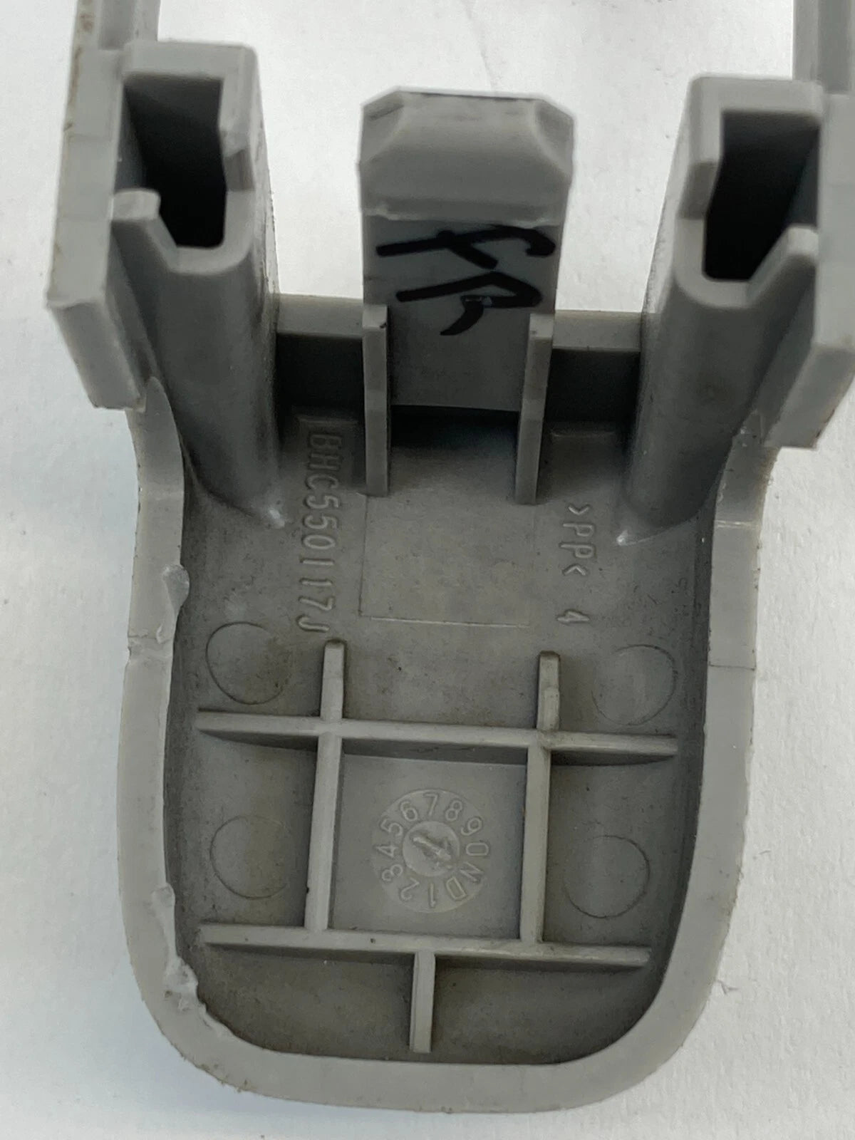 07-13 SUZUKI SX4 HATCHBACK FRONT RIGHT SIDE SEAT BELT HEIGHT ADJUSTER COVER OEM