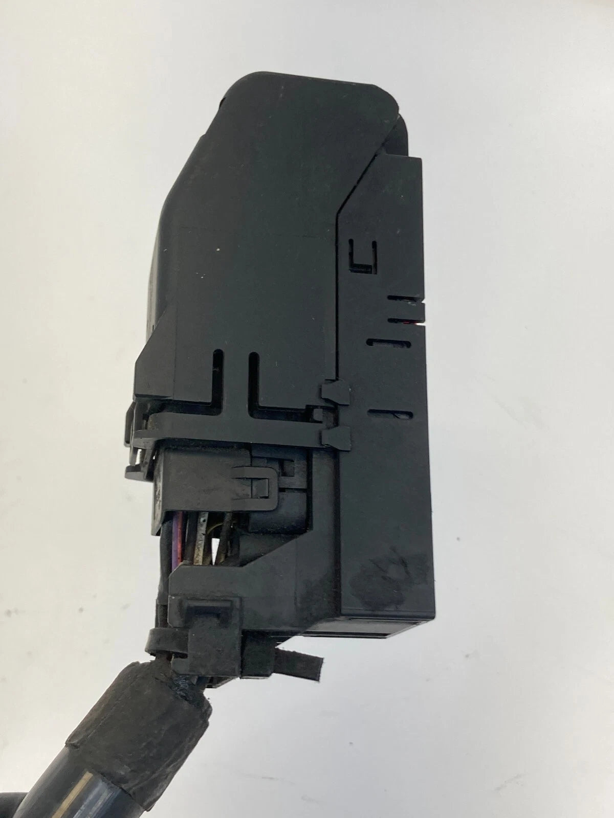 2006-2009 MERCURY MILAN 2.3L L4 AT ABS PUMP ANTI LOCK BRAKE CONNECTOR PLUG OEM