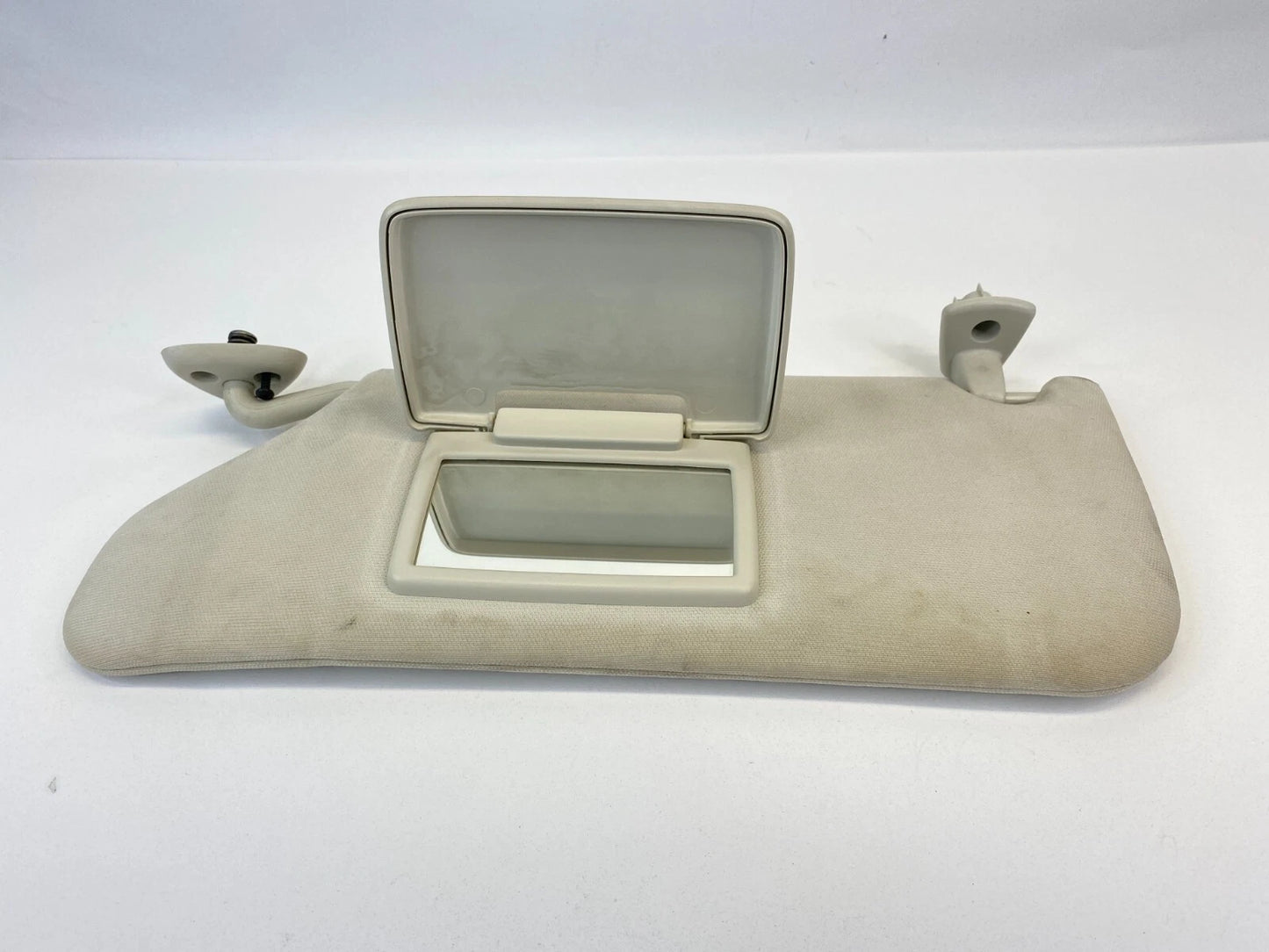 08-10 DODGE CHARGER FRONT LEFT DRIVER SIDE SUN VISOR SHADE W/ MIRROR GREY OEM