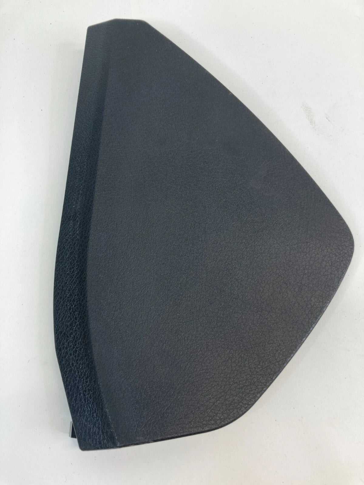 2000-2003 MERCEDES-BENZ E320 BLACK RIGHT PASSENGER DASH BEZEL END CAP 2116800478