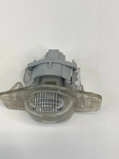 2003-2008 HONDA PILOT REAR RIGHT PASSENGER LICENSE PLATE LIGHT LAMP OEM