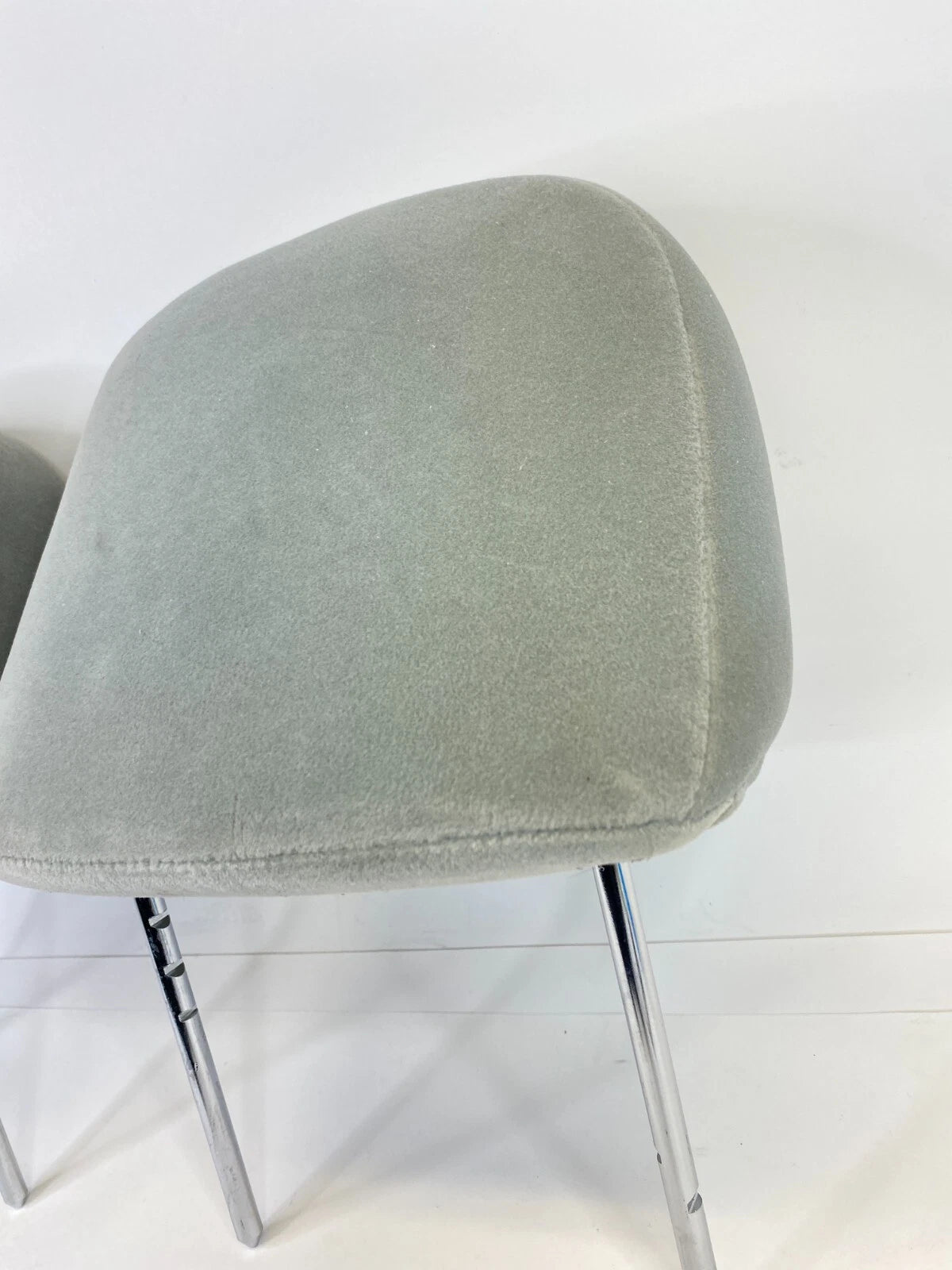 03-10 FORD CROWN VICTORIA FRONT LEFT & RIGHT SEAT HEADREST HEAD REST PAIR OEM