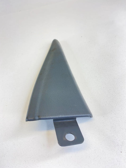 00-05CHEVROLET IMPALA REAR LEFT SIDE INNER CORNER COVER TRIM PANEL 10447252 OEM