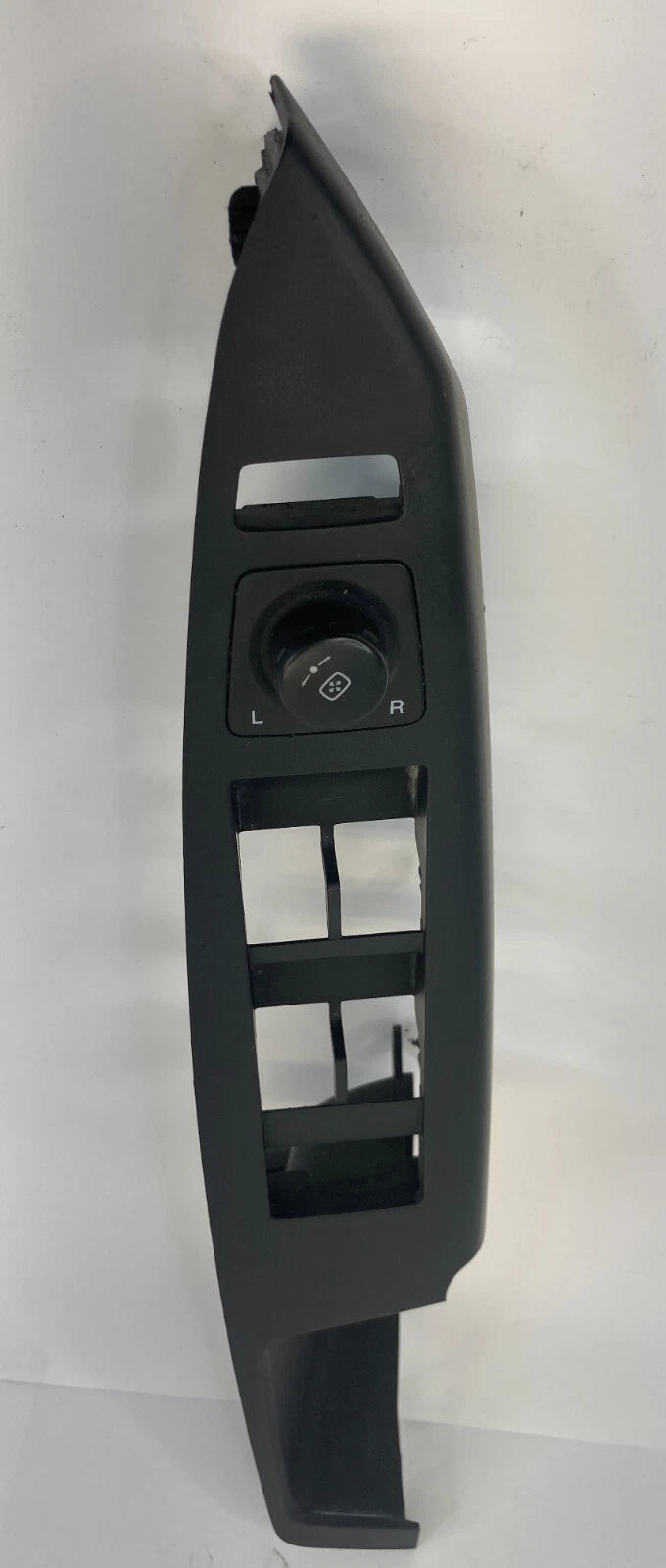 12-15 CHEVY CAPTIVA SPORT FRONT LEFT DOOR MASTER SWITCH BEZEL W/ MIRROR SWITCH