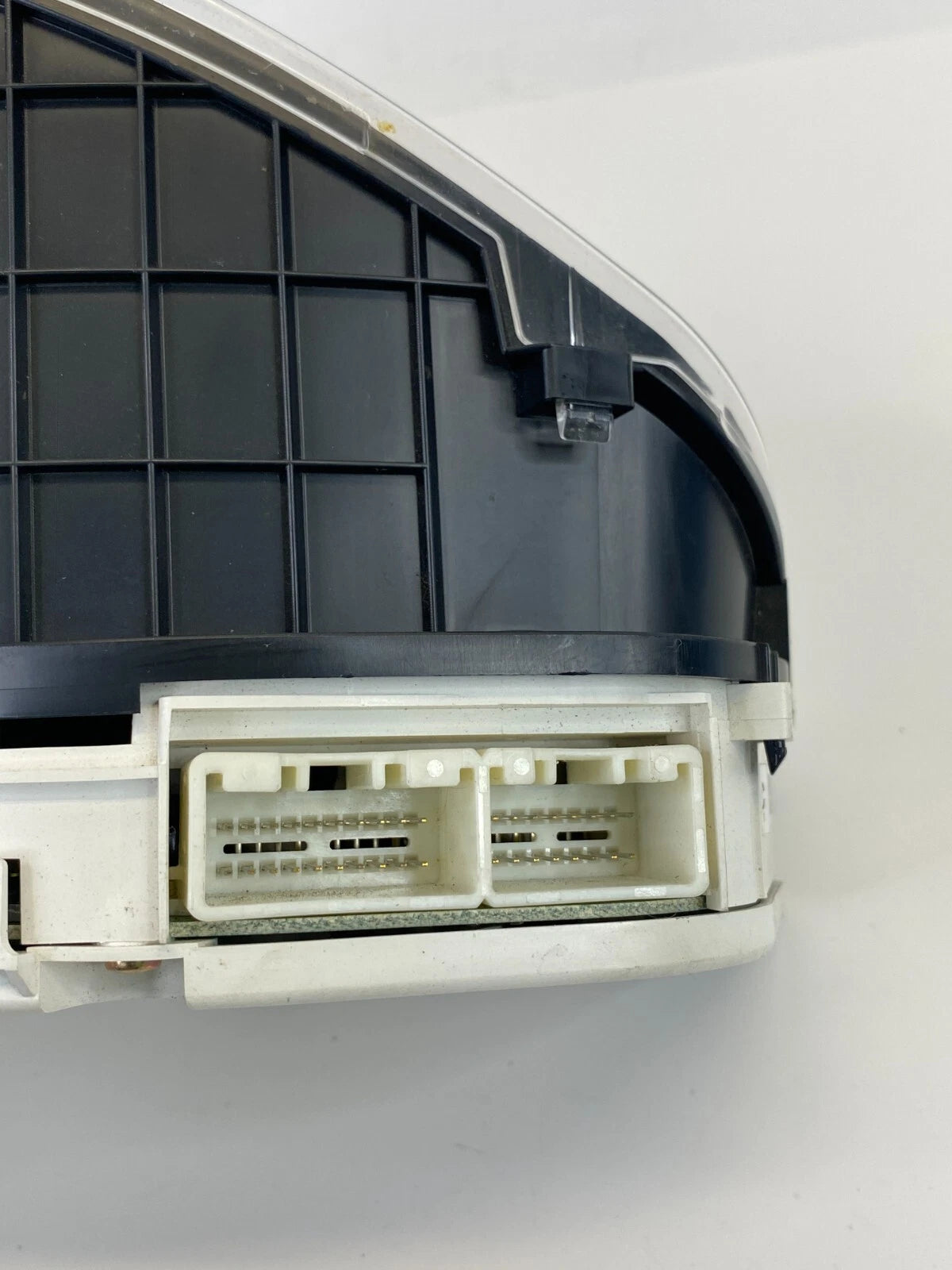 2000 2001 MAZDA MPV 2.5L AT MPH SPEEDOMETER INSTRUMENT CLUSTER 117K MILES OEM