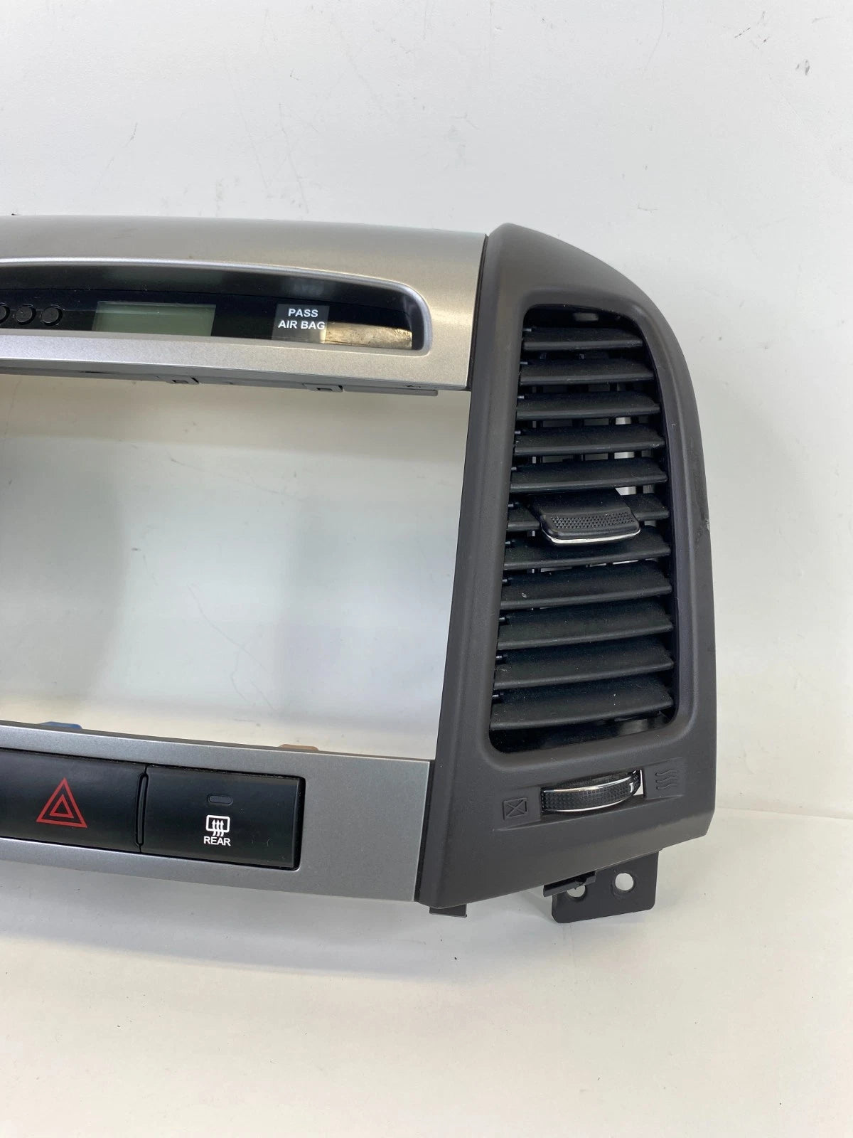 10-12 Hyundai Santa Fe Dash Radio Clock Climate Control Trim Bezel 94520-2B000