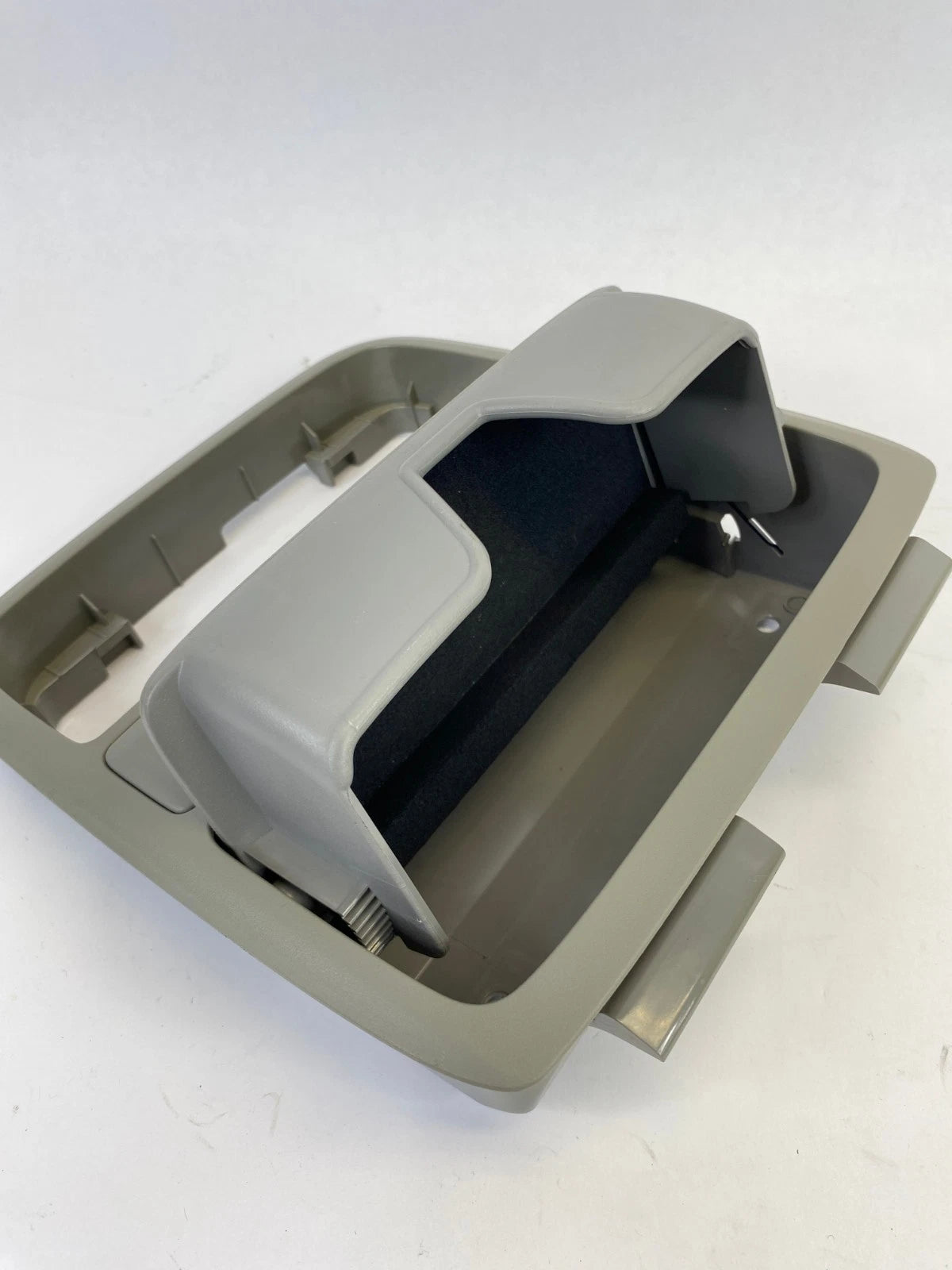 13-17 HONDA ACCORD OVERHEAD LIGHT SUNGLASSES HOLDER CONSOLE OEM 8325A-T2FA-A110