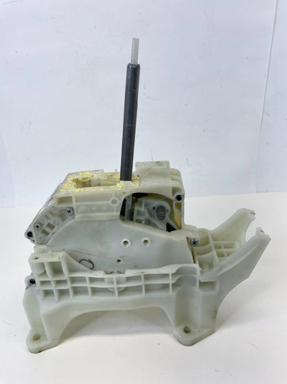 2017-2020 HYUNDAI ELANTRA 2.0L AUTO FLOOR GEAR SHIFT SHIFTER LEVER 46700-F2110