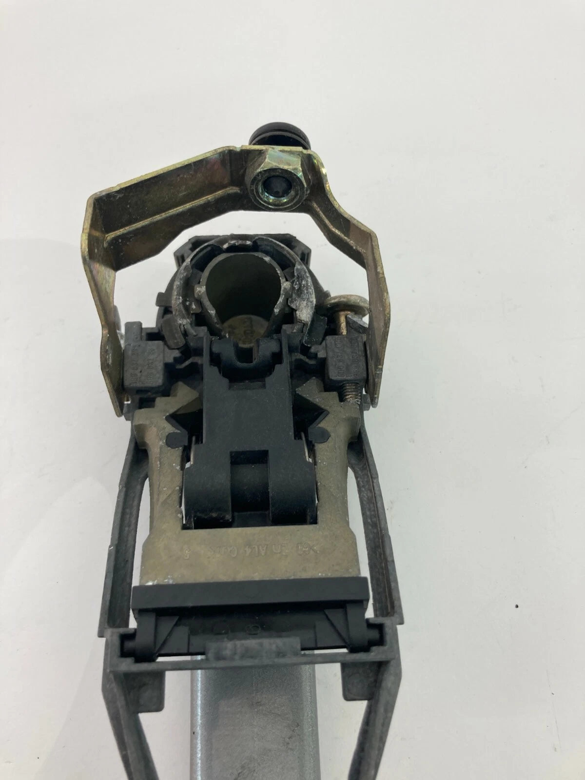 1998-2005 VOLKWAGEN PASSAT FRONT RIGHT PASSENGER SIDE EXTERIOR DOOR HANDLE OEM