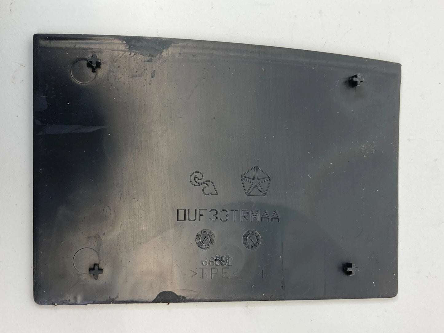 2008 CHRYSLER 300 CUBBY INSERT RUBBER MAT LINER CUBBY TRAY OUF33TRMAA OEM