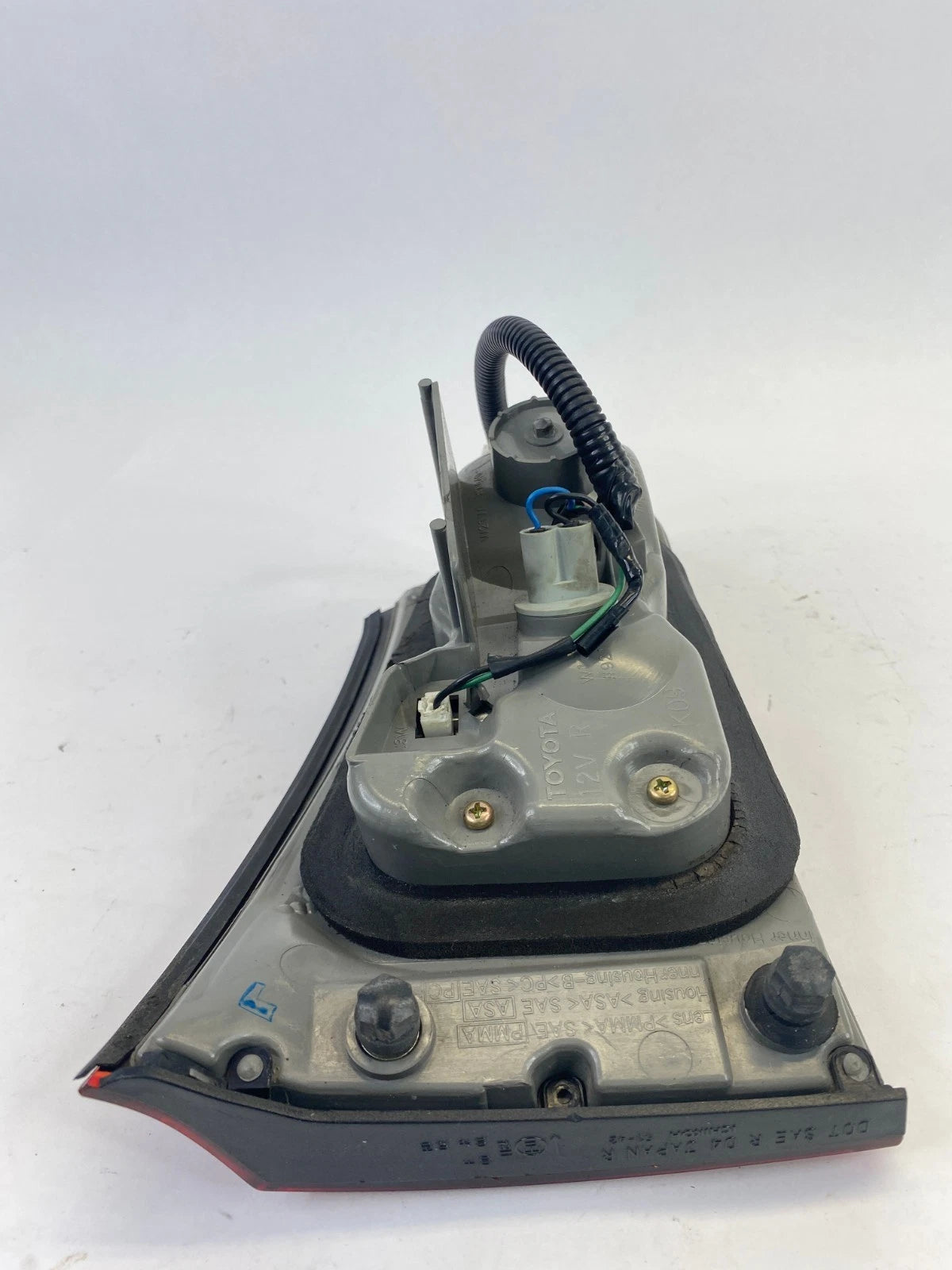 2006-2008 LEXUS IS250 REAR TAILLIGHT LAMP PASSENGER RIGHT INNER DECK OEM FACTORY