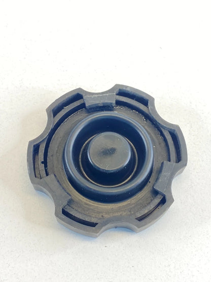 2000-2007 CHEVY MONTE CARLO BRAKE MASTER CYLINDER FLUID RESERVOIR CAP COVER LID
