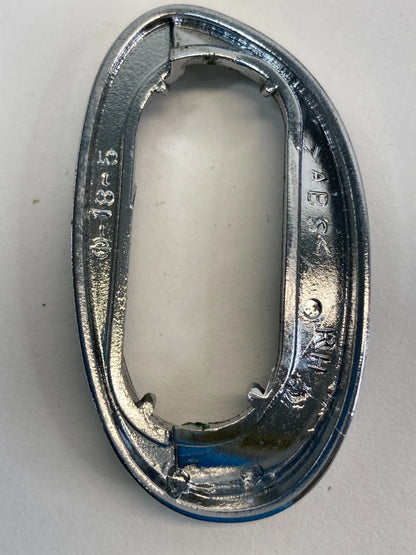 00-05 TOYOTA CELICA FRONT RIGHT SIDE INNER DOOR ARMREST ARM REST PLUG CAP CHROME