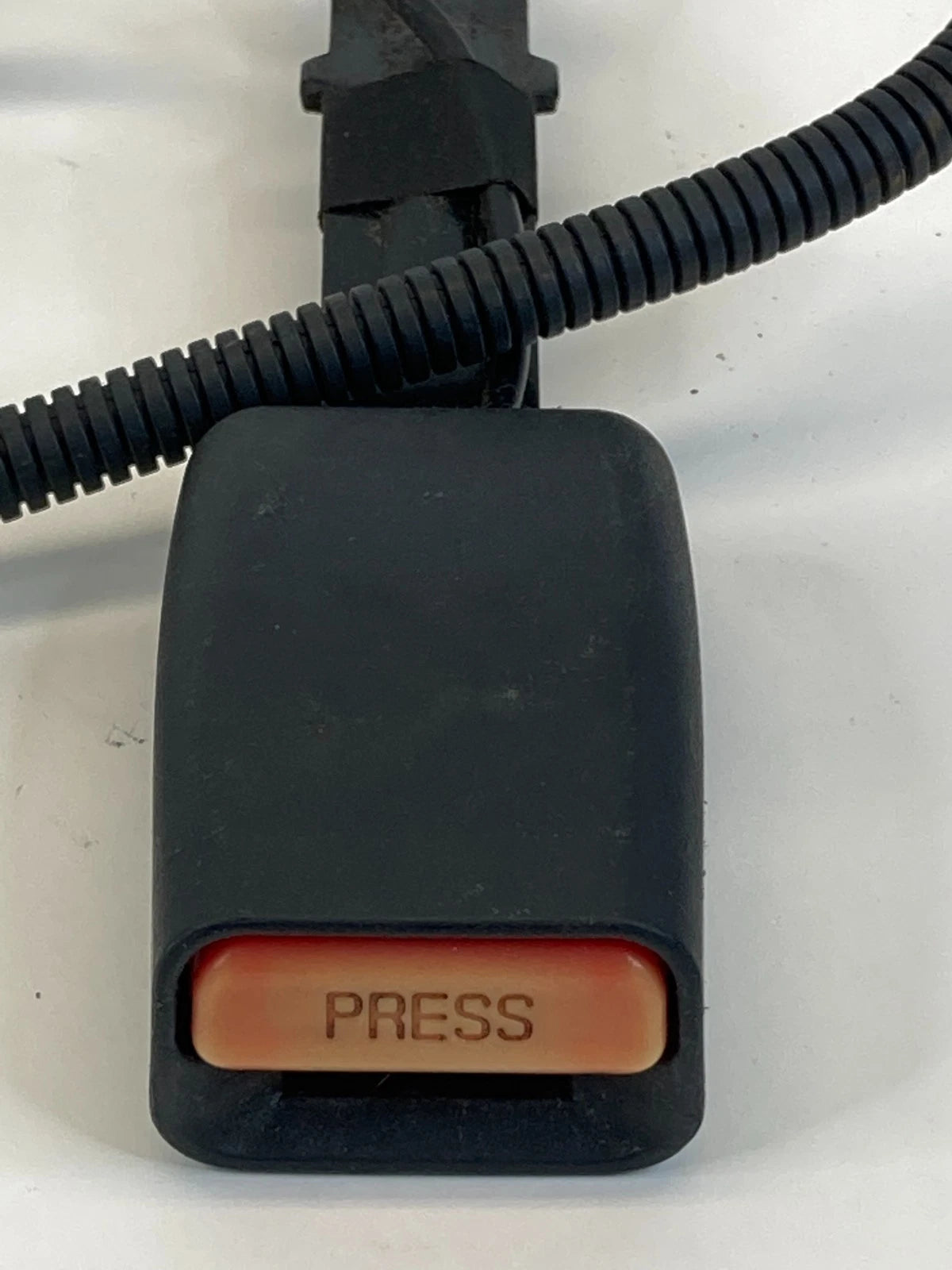 2014 15 16 17 2018 Kia Forte Front Right Passenger Side Seat Belt Buckle OEM