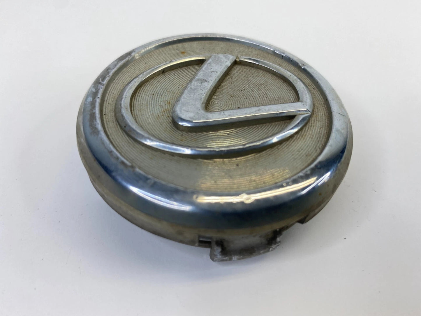 97-09 LEXUS ES300 GS300 RX330 RX400 RIM WHEEL CENTER HUB CAP CHROME 8841 OEM