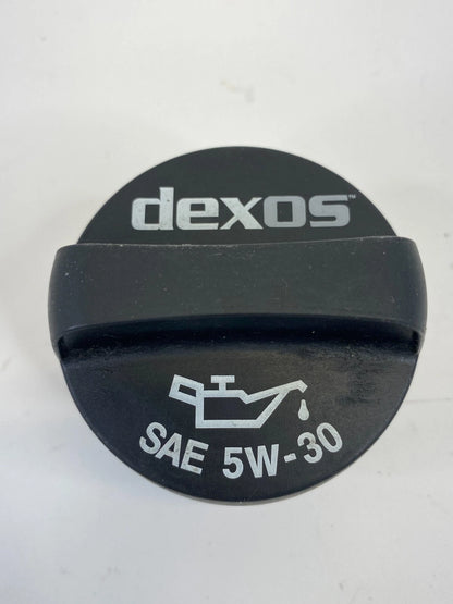 12-15 CHEVY CAPTIVA SPORT 12-17 REGAL 2.4L ENGINE OIL FLUID FILLER CAP SAE 5W-30