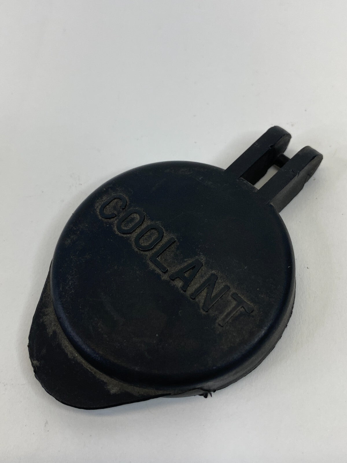2010 11 12 2013 Kia Forte 2.0L Radiator Coolant Reservoir Tank Cap Lid Cover OEM