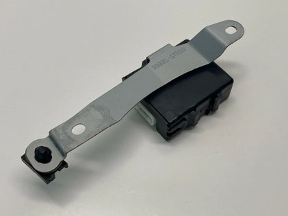 2004-2009 TOYOTA PRIUS FRONT DOOR OSCILLATOR CONTROL MODULE 89991-47010 OEM