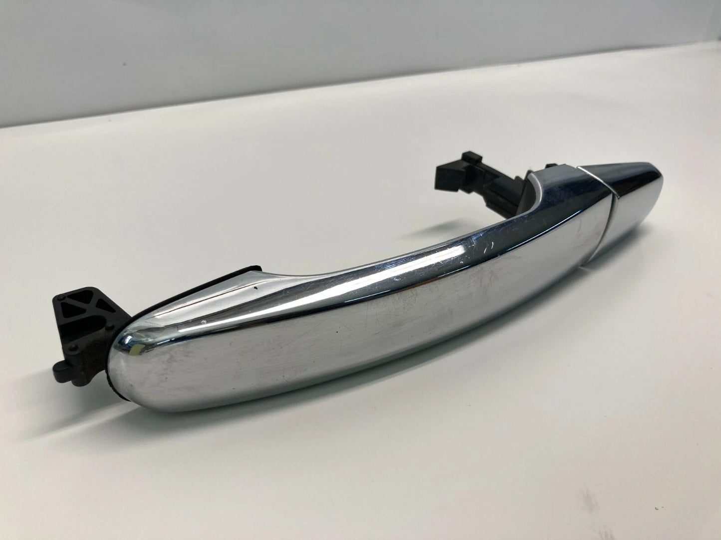 2004-2009 CHEVROLET EQUINOX MALIBU REAR LEFT BACK SIDE EXTERIOR DOOR HANDLE OEM