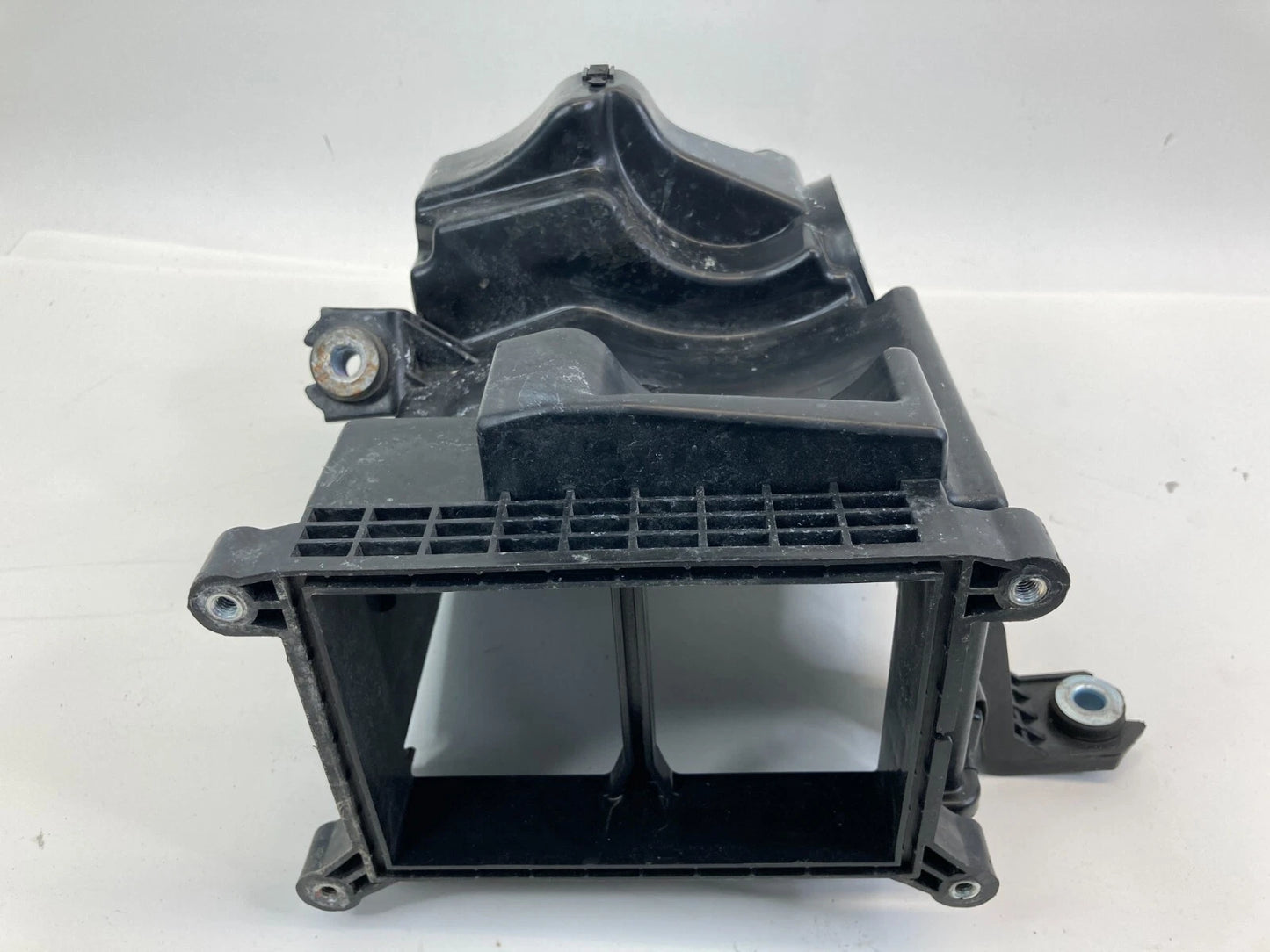 2006-2010 HYUNDAI SONATA 2.4L 16V BODY AIR INTAKE CLEANER LOWER FILTER COVER OEM