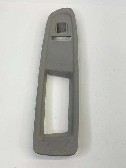 09-12 CHEVROLET TRAVERSE FRONT RIGHT DOOR WINDOW SWITCH BEZEL TRIM 25868390 OEM