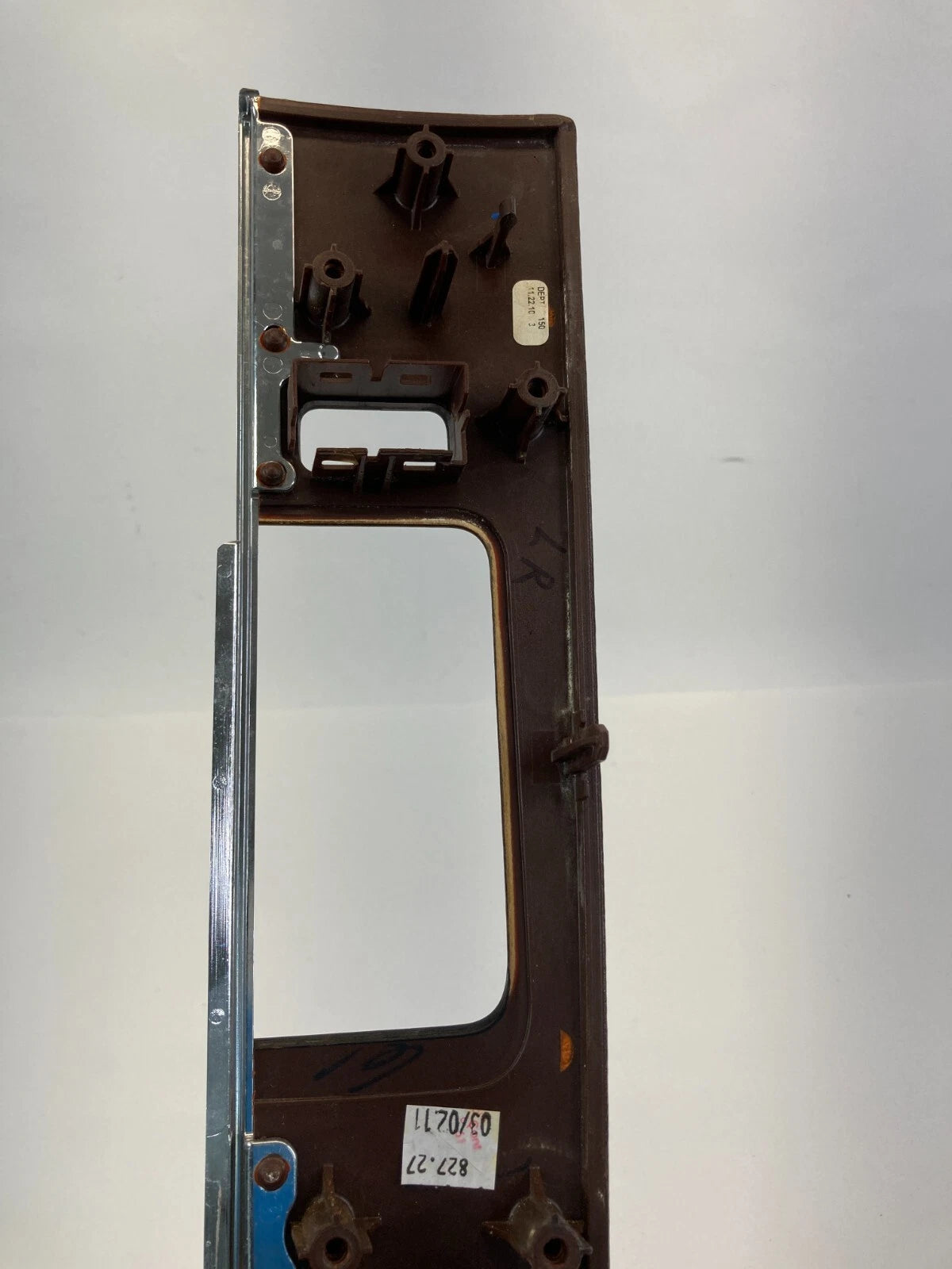 2011-2015 LINCOLN MKX REAR LEFT SIDE DOOR PANEL COVER BEZEL TRIM BA13-78274A31