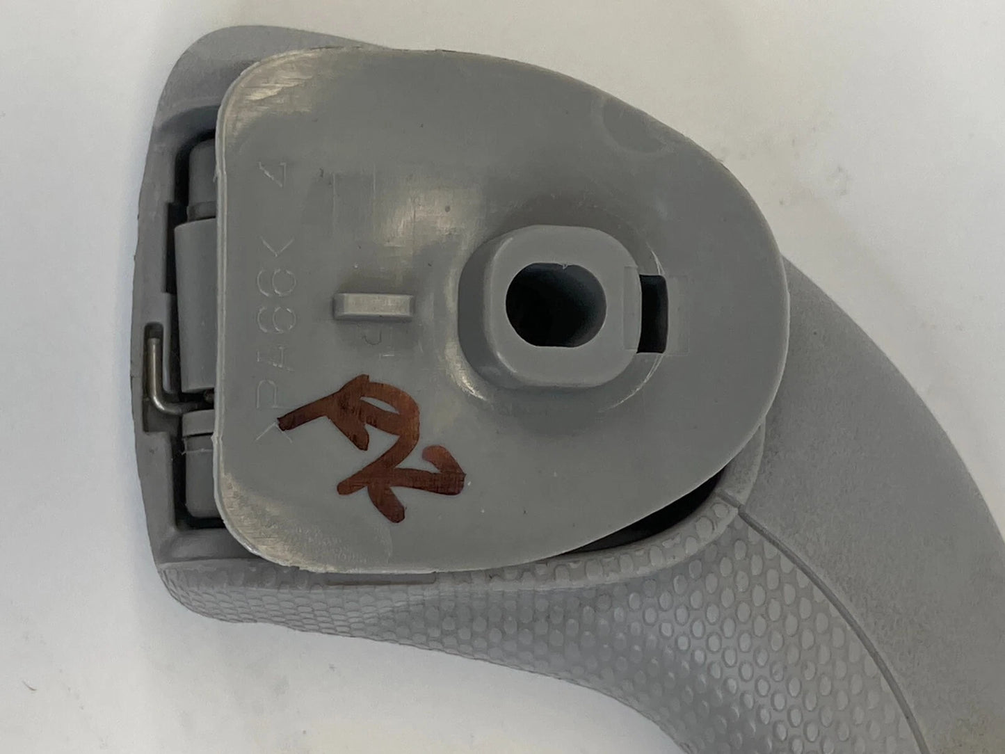 2011-2014 HYUNDAI SONATA REAR RIGHT INNER UPPER ROOF GRAB ASSIST HANDLE OEM