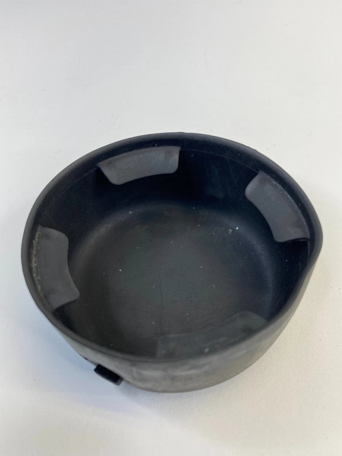 2002-2009 CHEVROLET TRAILBLAZER CENTER CONSOLE RUBBER CUP HOLDER INSERT MAT