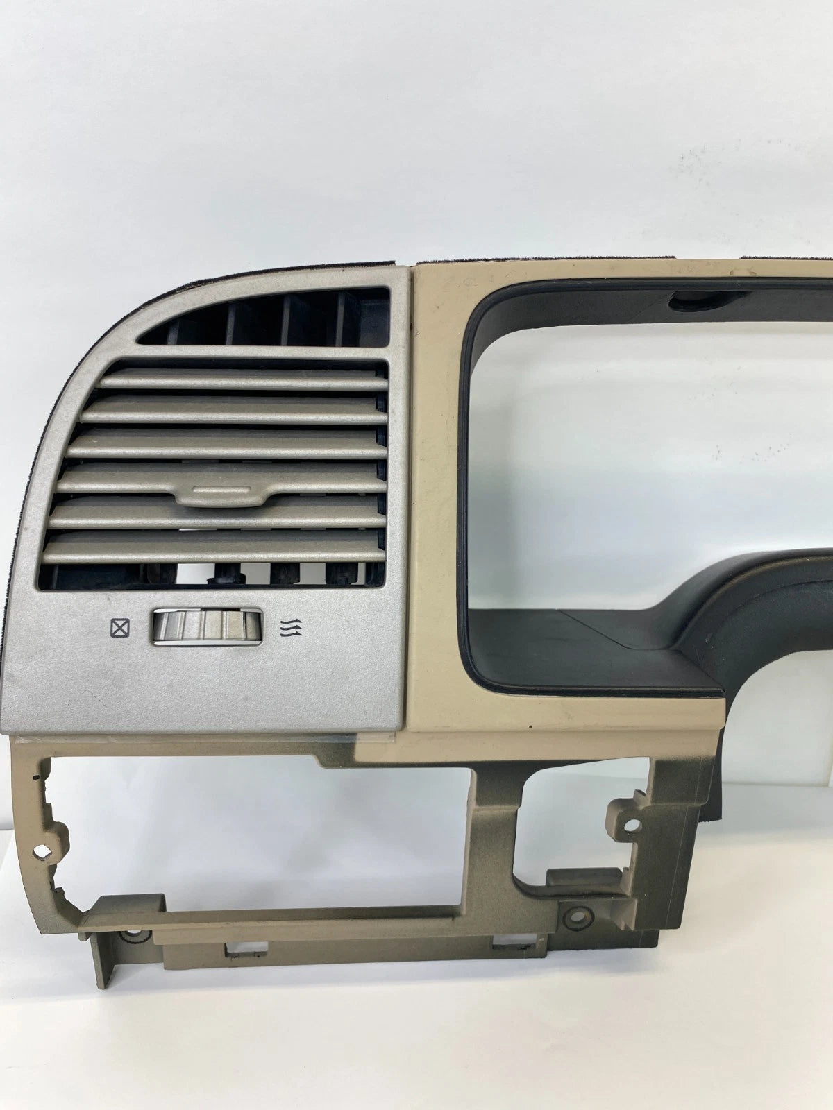 2004-2006 LINCOLN NAVIGATOR DASH INSTRUMENT CLUSTER BEZEL TRIM 2L7X-78044D70 OEM