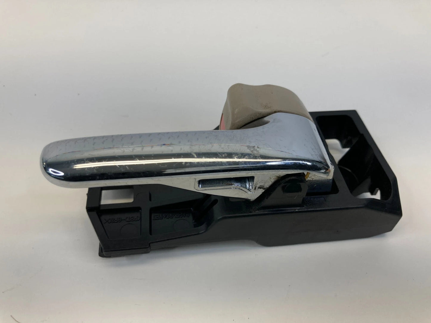 2001-2007 TOYOTA HIGHLANDER FRONT RIGHT CHROME INSIDE DOOR HANDLE OEM