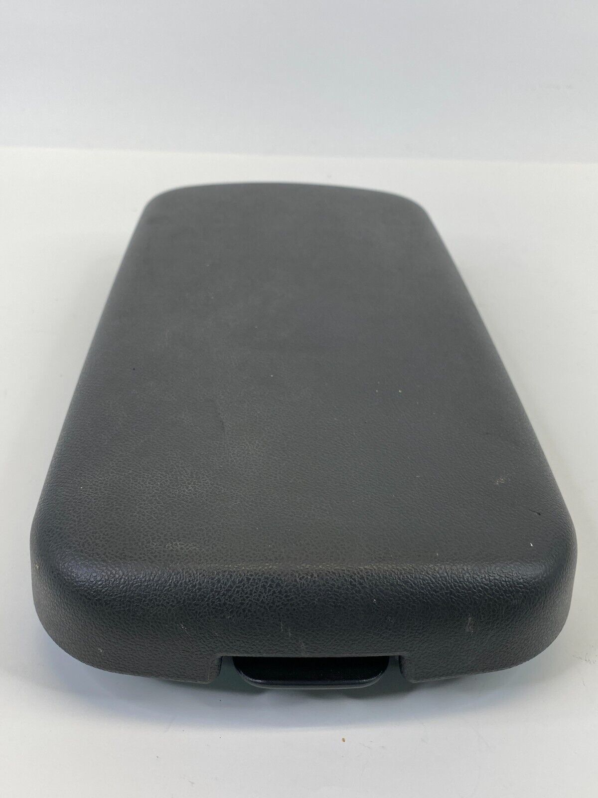 2005-2010 Pontiac G6 Sedan Center Console Lid Arm Rest Armrest OEM