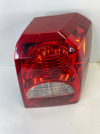 2008-2012 DODGE CALIBER REAR RIGHT PASSENGER SIDE TAILLIGHT LAMP OEM 05303752AF