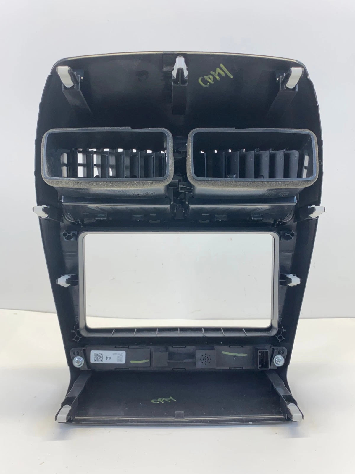 18 19 MITSUBISHI OUTLANDER SPORT RADIO BEZEL WITH AIR VENTS HAZARD OEM 8002C684