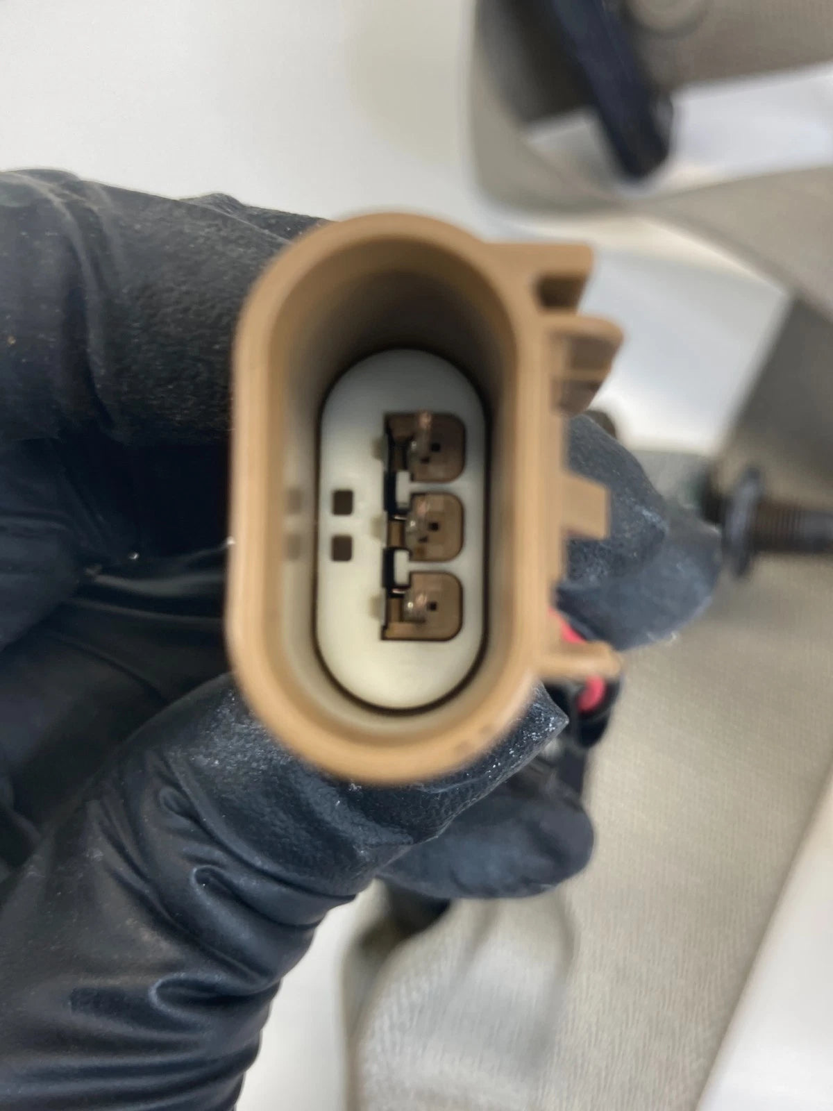 2008-2012 FORD ESCAPE FRONT RIGHT PASSENGER SEAT BELT RETRACTOR 9L84-78612D64-A