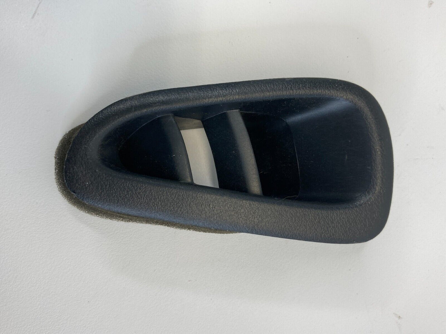 97 98 99 00 01 02 03 Nissan Pathfinder Dash Left A/C Air Vent Defrost Grille