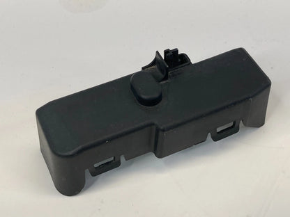 2013-2015 CHEVROLET MALIBU 2.5 ENGINE COMPARTMENT SIDE FUSE BLOCK TRIM COVER OEM