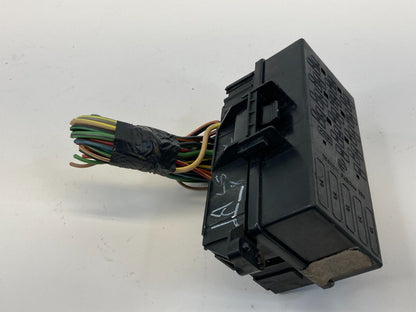2003-2005 Ford Crown Victoria Grand Marquis Under Hood Engine Fuse Relay Box OEM