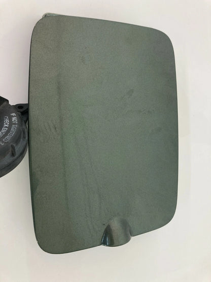 03 04 05 06 07 08 09 KIA SORENTO FUEL FILLER TANK DOOR GAS LID COVER ASSEMBLY