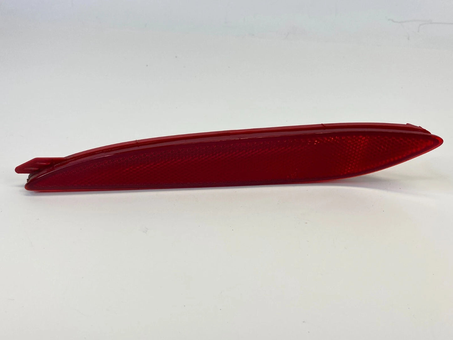 2011-2013 HYUNDAI ELANTRA SEDAN REAR BUMPER LEFT OUTER SIDE REFLECTOR LAMP OEM