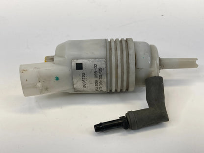 2007-2016 GMC ACADIA 09-17 TRAVERSE FRONT WINDSHIELD WASHER WASH PUMP 10386722