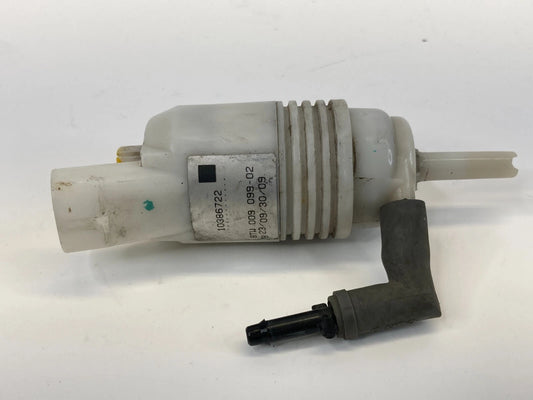 2007-2016 GMC ACADIA 09-17 TRAVERSE FRONT WINDSHIELD WASHER WASH PUMP 10386722