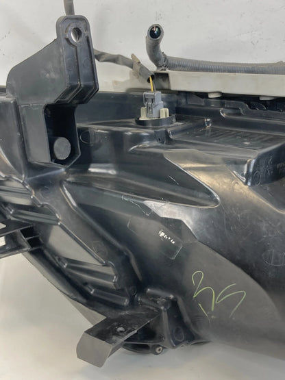 2013-2016 Nissan Pathfinder Front Left Driver Headlight Headlamp Halogen OEM