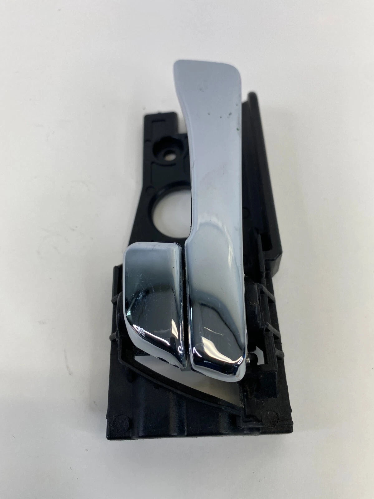 2012-2017 HYUNDAI ACCENT INTERIOR DOOR HANDLE REAR LEFT OEM FACTORY 83613-RB000