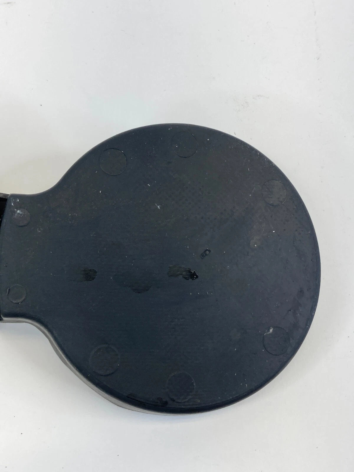 05-07 KIA SPORTAGE FRONT CENTER CONSOLE CUP HOLDER RUBBER MAT INSERT 84628-1F000